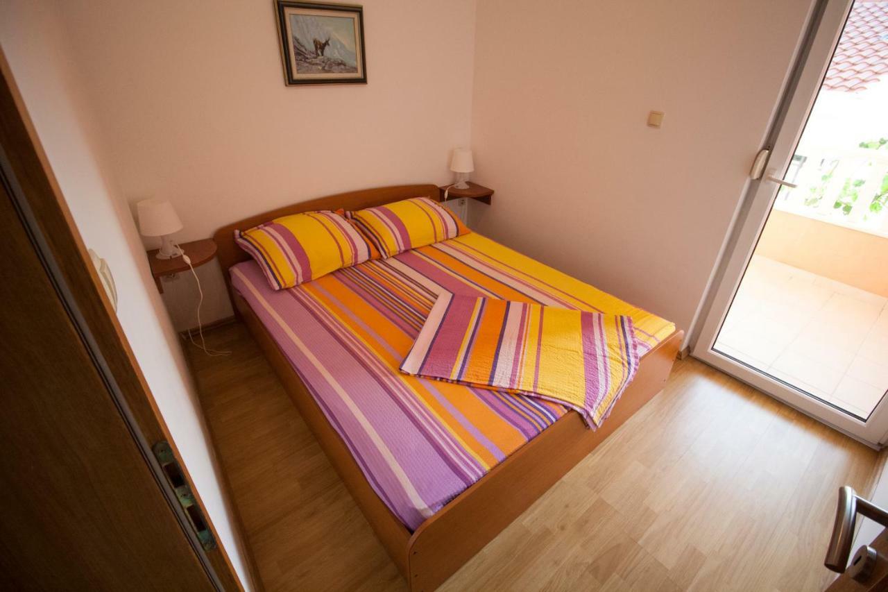 Apartments Knezovic 그라다츠 외부 사진