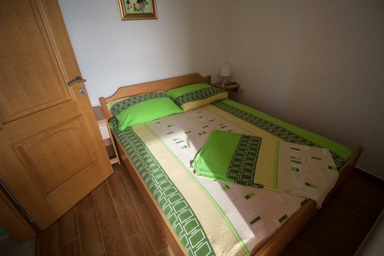 Apartments Knezovic 그라다츠 외부 사진