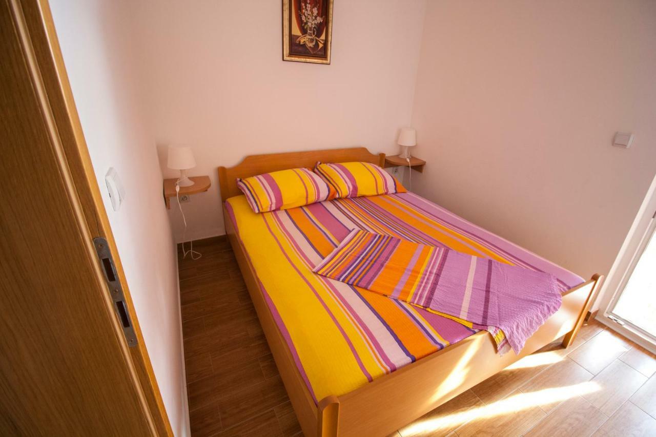 Apartments Knezovic 그라다츠 외부 사진